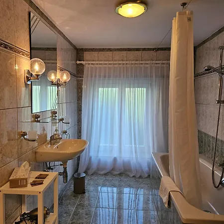 Апартаменты Haus Simbuerger *